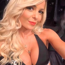 Jhenny Andrade UFC GIRL - More - Profile Pic