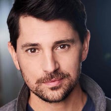Nicholas D'Agosto - Actors - Profile Pic