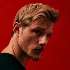 Alexander Ludwig - Actors - Profile Pic