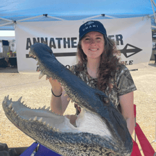 Anna Ribbeck from Swamp People - Reality TV - Profile Pic