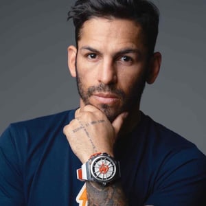 ホルヘ・リナレス Jorge Linares - Athletes - Profile Pic