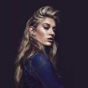 Chloe Gwenyeth - Creators - Profile Pic