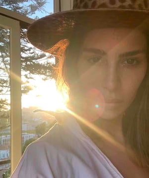 Photo of Nadia Hilker, click to book