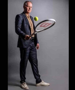 Photo of Patrick McEnroe, click to book