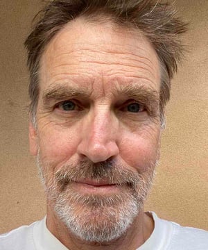 Photo of Bill Moseley, click to book
