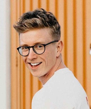 Photo of Tyler Oakley, click to book