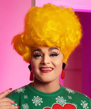 Photo of Tammie Brown, click to book