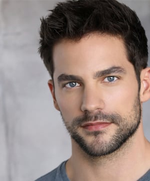 Photo of Brant Daugherty, click to book