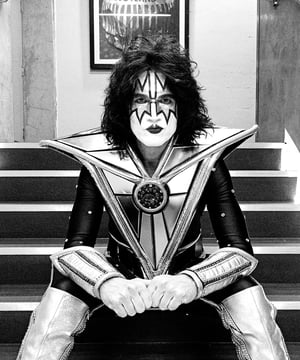 Photo of Tommy Thayer, click to book