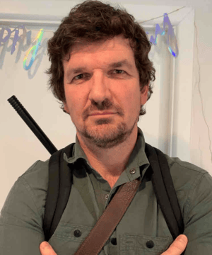 Photo of Pedro Pascal lookalike & impersonator, click to book