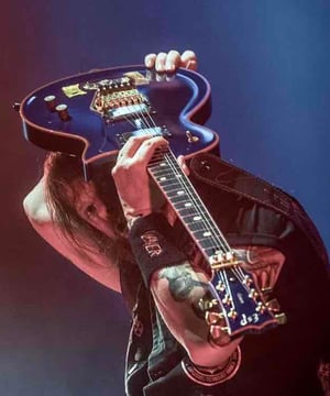 Photo of Gary Holt, click to book