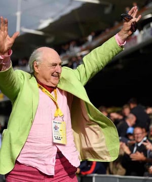 Photo of Henry Blofeld, click to book
