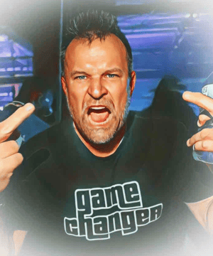 Photo of Ned Luke, click to book