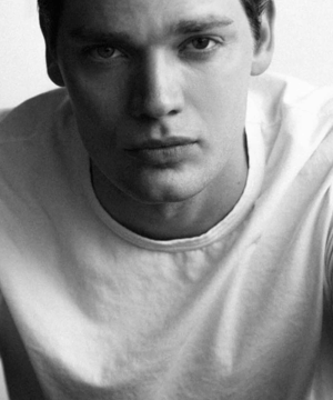Photo of Dominic Sherwood, click to book