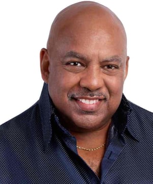 Photo of Gerald Albright, click to book