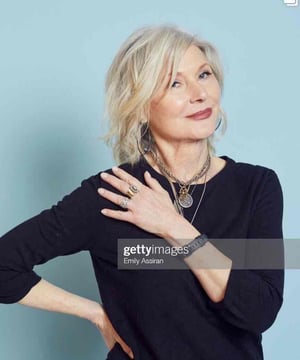 Photo of Beth Broderick, click to book