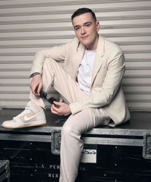 Photo of George Sampson, click to book