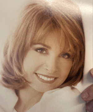 Photo of Stefanie Powers, click to book