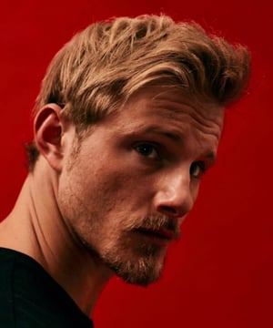 Photo of Alexander Ludwig, click to book
