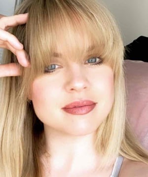 Photo of Joanne Clifton, click to book