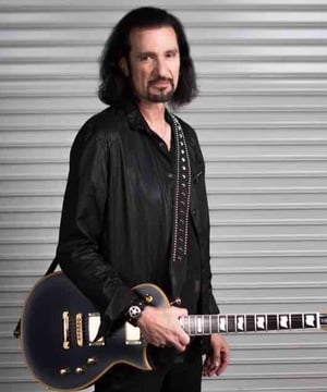 Photo of Bruce Kulick, click to book