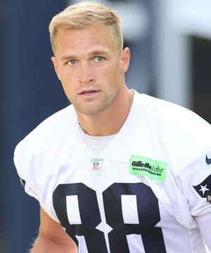 Photo of Mike Gesicki, click to book