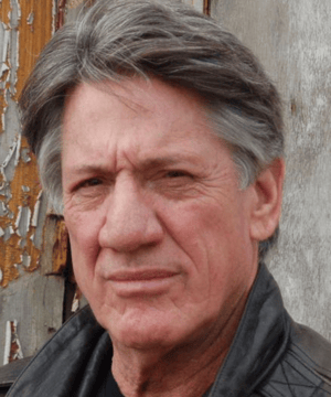 Photo of Stephen Macht, click to book