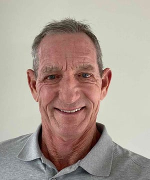 Photo of Hank Haney, click to book