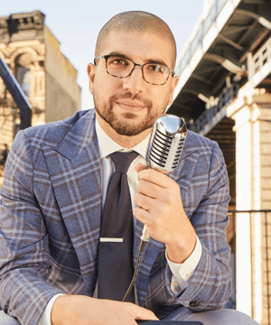 Photo of Ariel Helwani, click to book