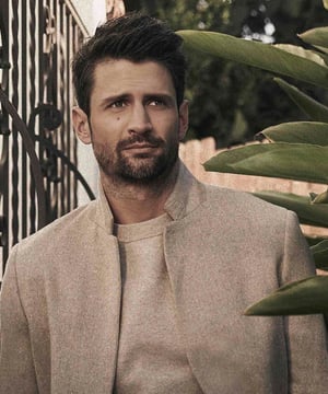 Photo of James Lafferty, click to book