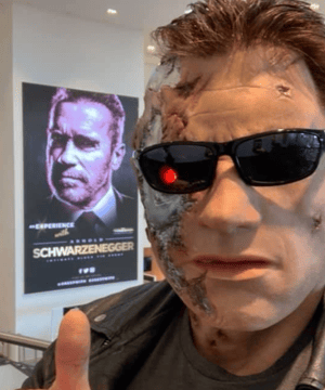 Photo of Arnold Schwarzenegger’s T2 Terminator impersonator, click to book