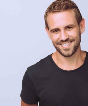 Photo of Nick Viall, click to book
