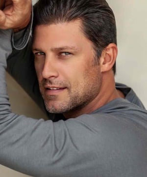 Photo of Greg Vaughan, click to book