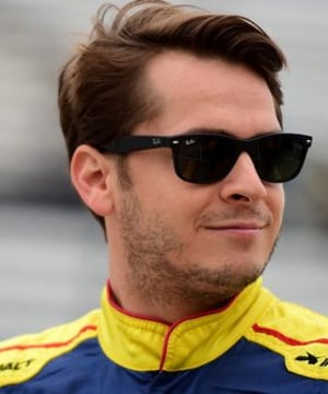 Photo of Landon Cassill, click to book