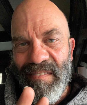 Photo of Lee Arenberg, click to book