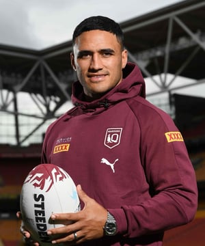 Photo of Valentine Holmes, click to book