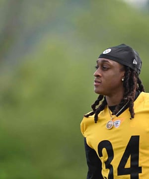Photo of Terrell Edmunds, click to book